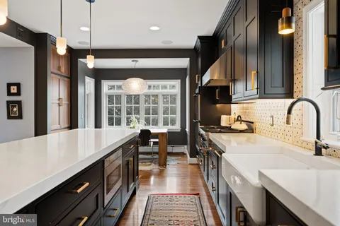 $2,295,000 | 4800 Old Dominion Drive, Arlington, VA 22207