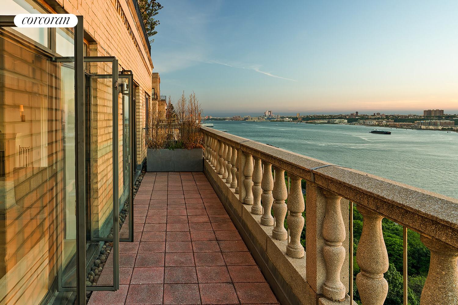 140 Riverside Drive, Unit 19HO Manhattan, NY 10024 - Photo 14 of 35