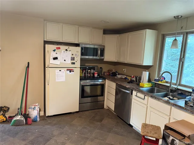 $425,000 | 2824 North Overland Trail, Laporte, CO 80535