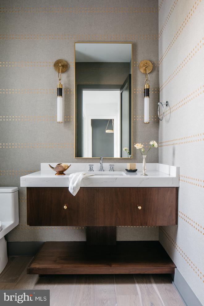 7709 Sebago Road Bethesda, MD 20817 - Photo 27 of 68 a view of room with sink