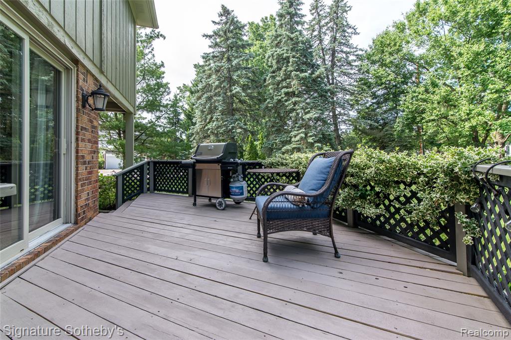 576 Ten Point Drive Rochester Hills, MI 48309 - Photo 39 of 51