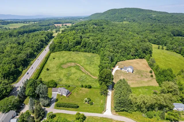 $938,375 | 4425 Ethan Allen Highway, Charlotte, VT 05445