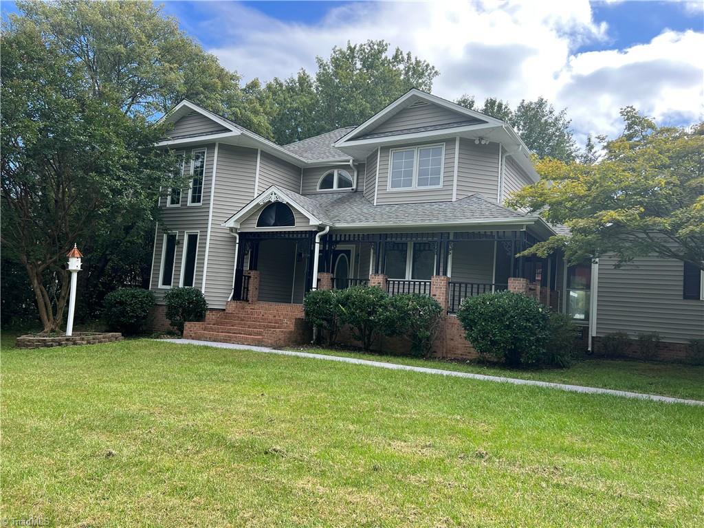 438 Old Farm Road Thomasville, NC 27360 - Photo 19 of 20 FRONT VIEW