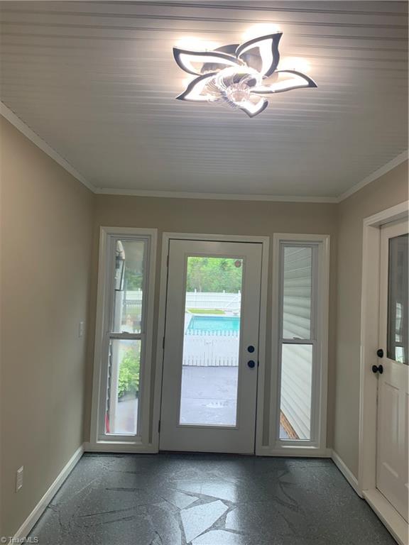 438 Old Farm Road Thomasville, NC 27360 - Photo 7 of 20 Breezeway