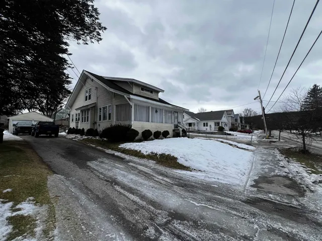 $200,000 | 116 Crescent Street, Rutland, VT 05701