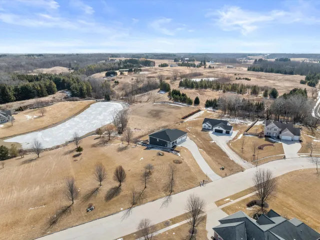 $139,900 | Lt20 Silveridge Drive, Unit BLK 5, Manitowoc, WI 54220