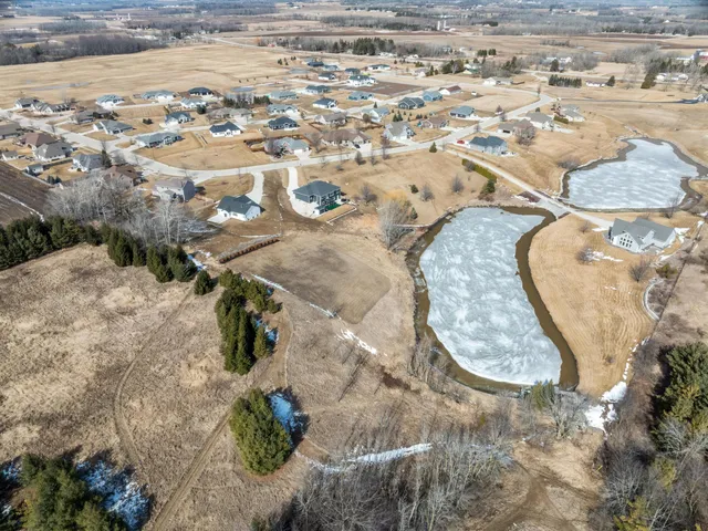 $139,900 | Lt20 Silveridge Drive, Unit BLK 5, Manitowoc, WI 54220