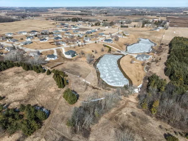 $139,900 | Lt20 Silveridge Drive, Unit BLK 5, Manitowoc, WI 54220