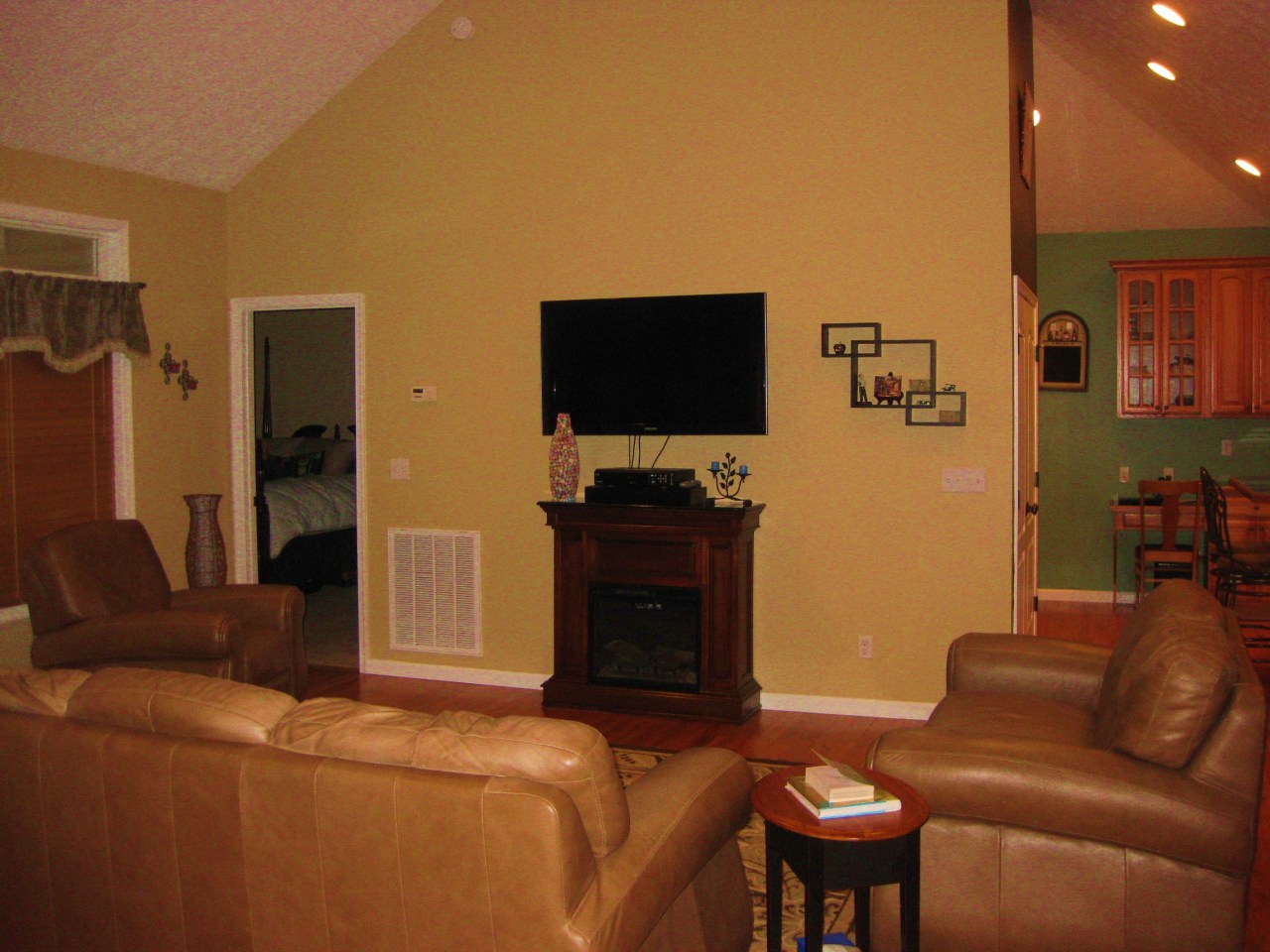 112 Little Creek Road Moneta, VA 24121 - Photo 18 of 90 GreatRm/FP&Kitchen! Cathedral Ceilings.