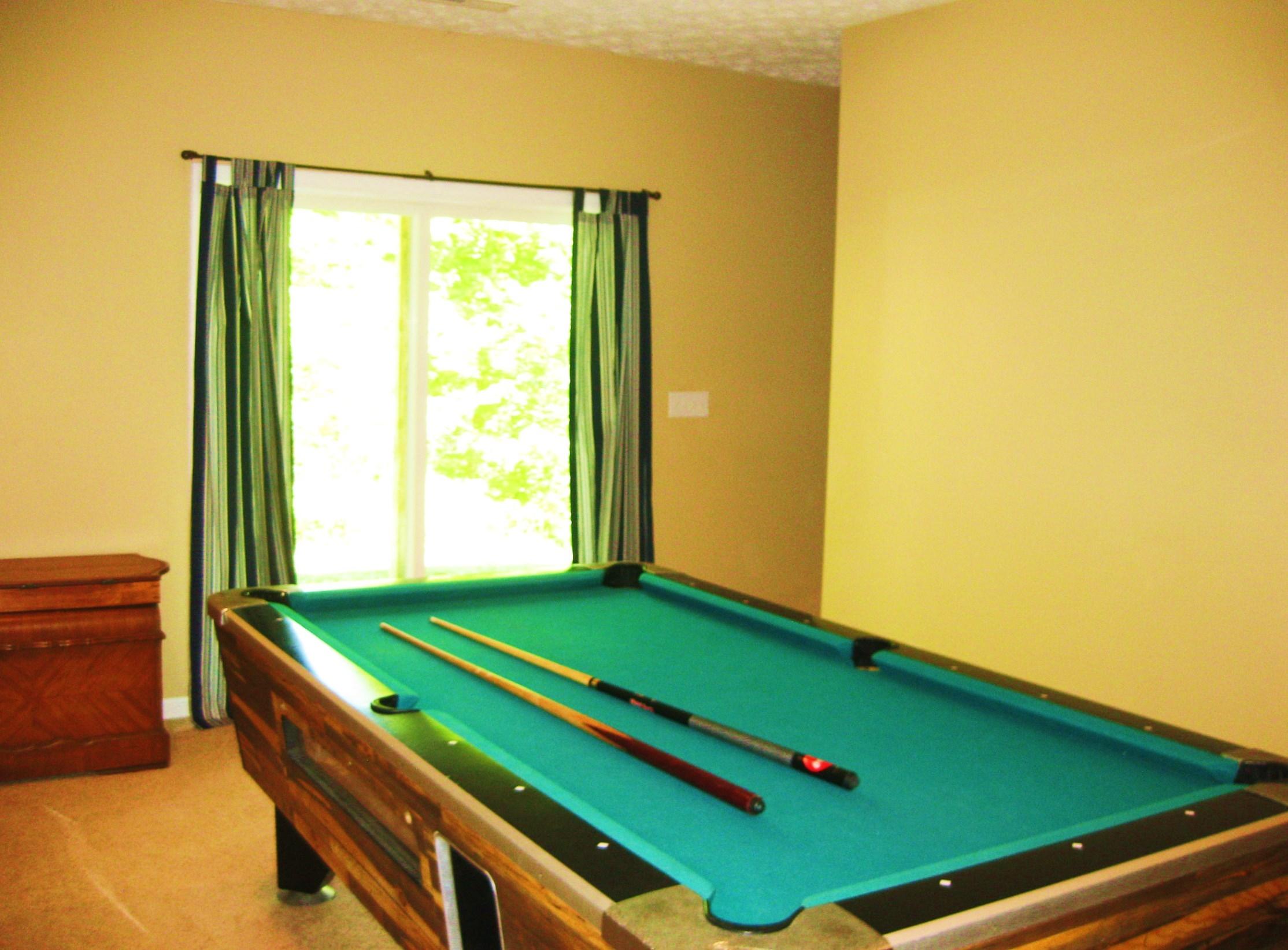 112 Little Creek Road Moneta, VA 24121 - Photo 30 of 90 LL GreatRm/ Patio...& Woods!
