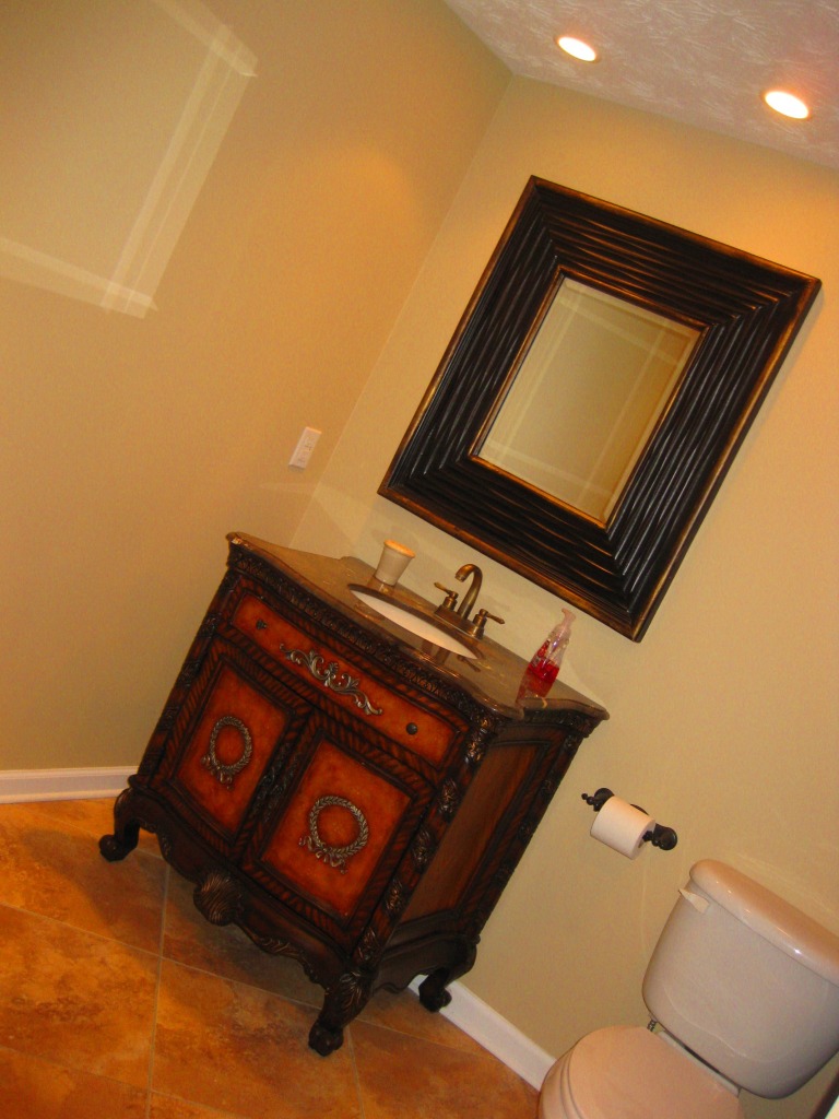 112 Little Creek Road Moneta, VA 24121 - Photo 47 of 90 LL Bath!
