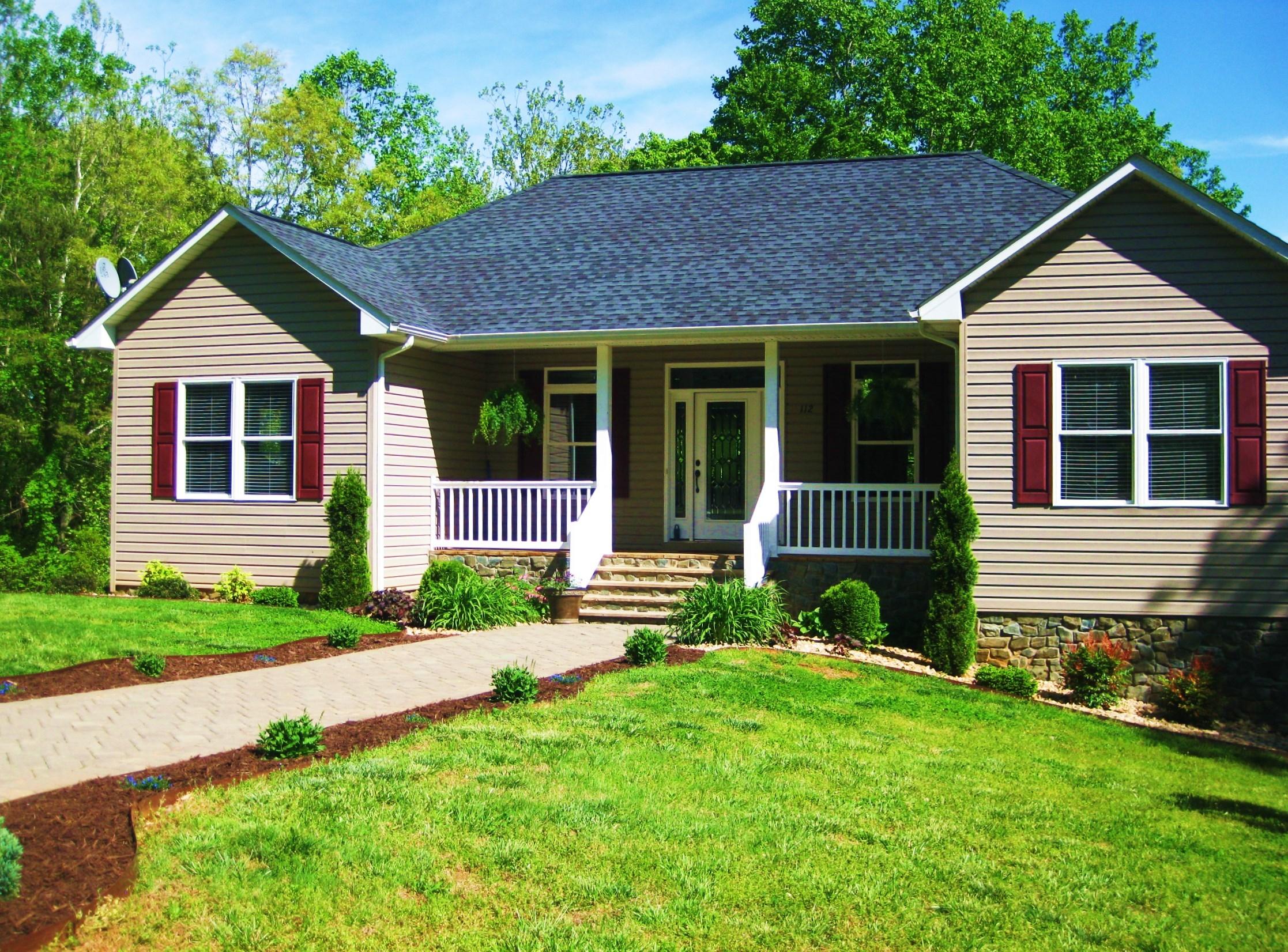 112 Little Creek Road Moneta, VA 24121 - Photo 51 of 90 Great Landscaping! Low Maintenance!