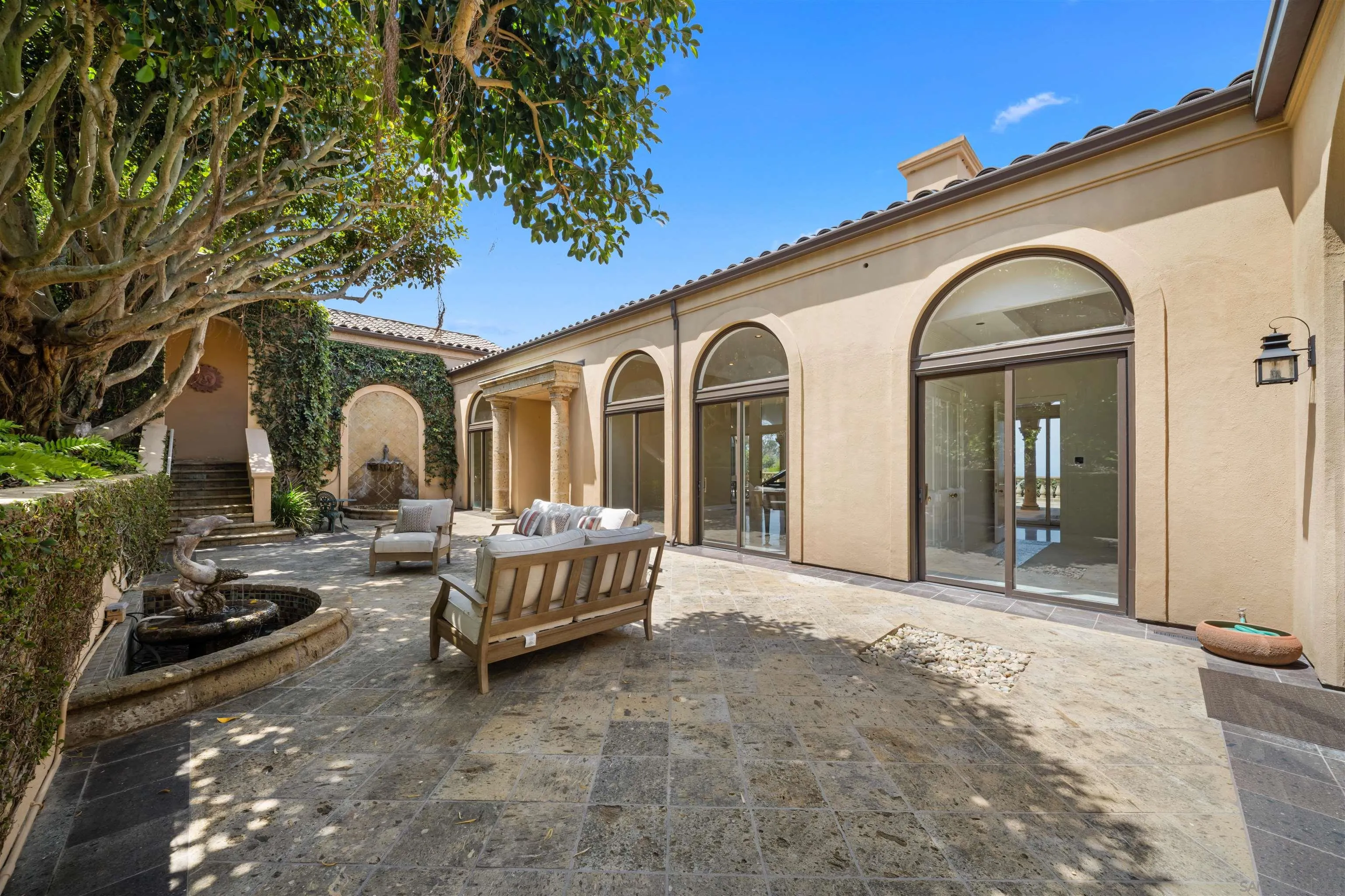2302 Rue Adriane La Jolla, CA 92037 - Photo 50 of 64 Gallery Image 50