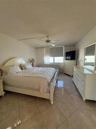 $2,600 | 101 Briny Avenue, Unit 1609, Pompano Beach, FL 33062