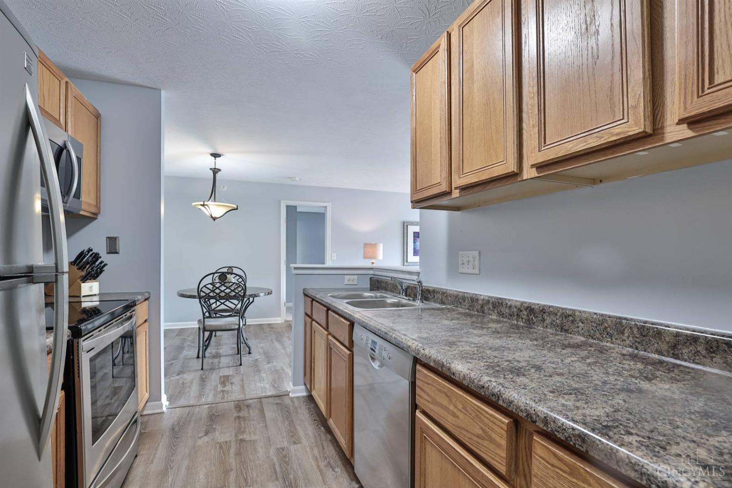 4563 Foley Road, Unit 6 Cincinnati, OH 45238 - Photo 10 of 23 Gallery Image 10