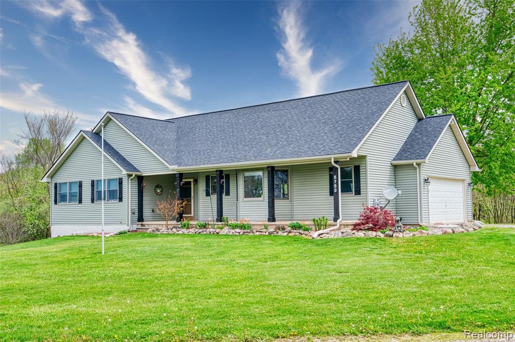 5753 Gregory Road Gregory, MI 48137 - Photo 2 of 44