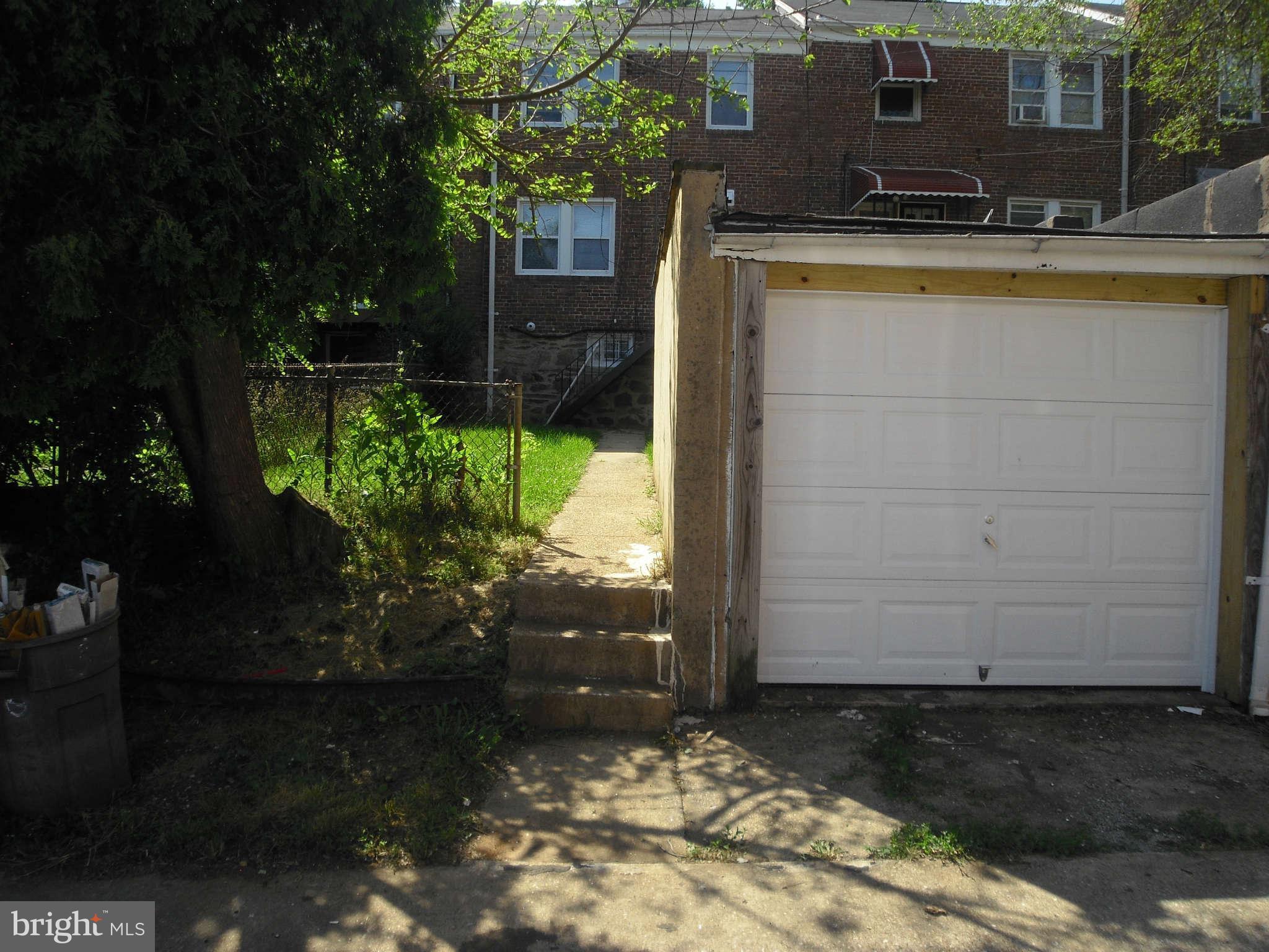 3913 Hilton Road Baltimore, MD 21215 - Photo 21 of 22 GARAGE