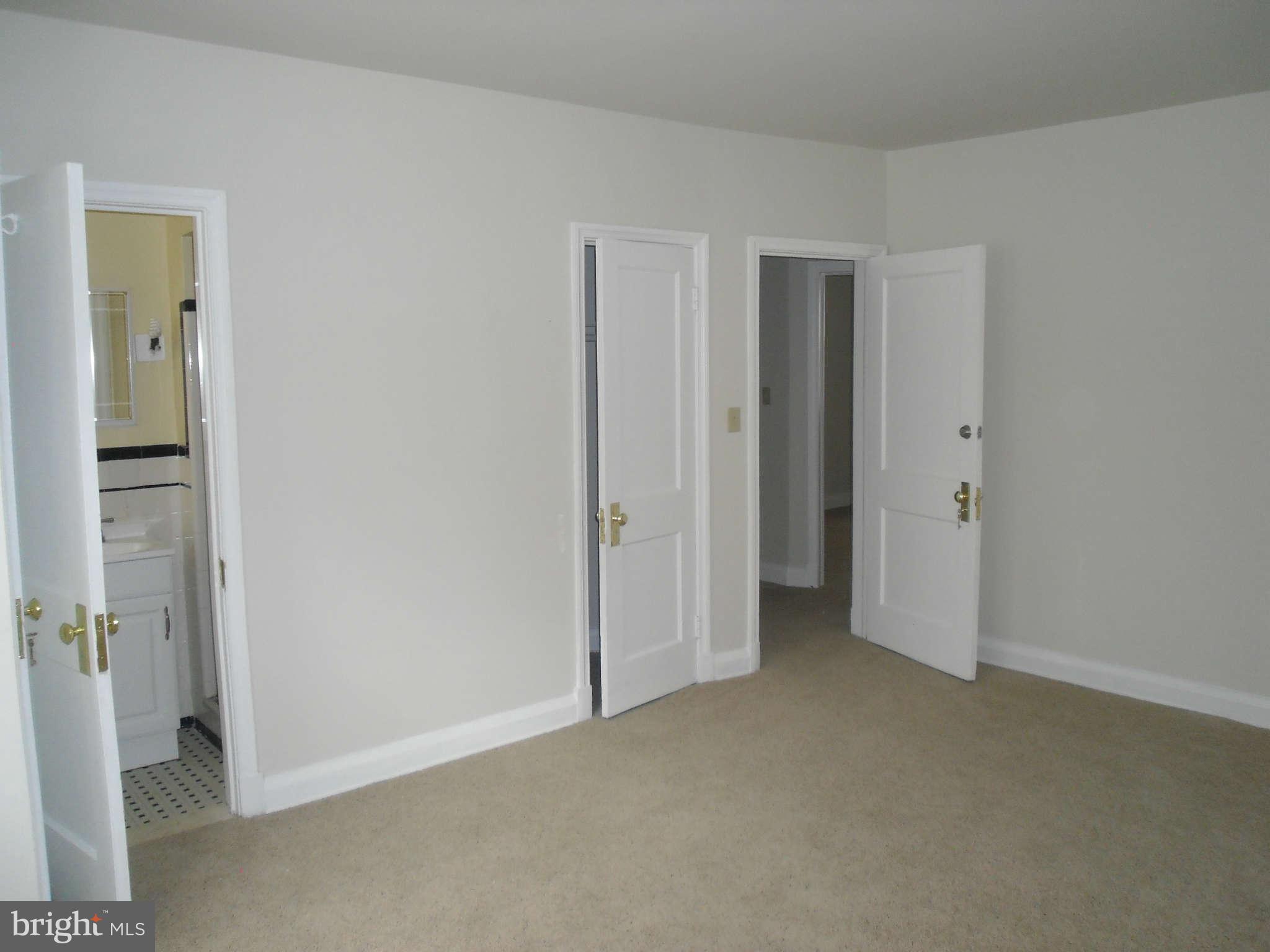 3913 Hilton Road Baltimore, MD 21215 - Photo 10 of 22 Bedroom (Master)