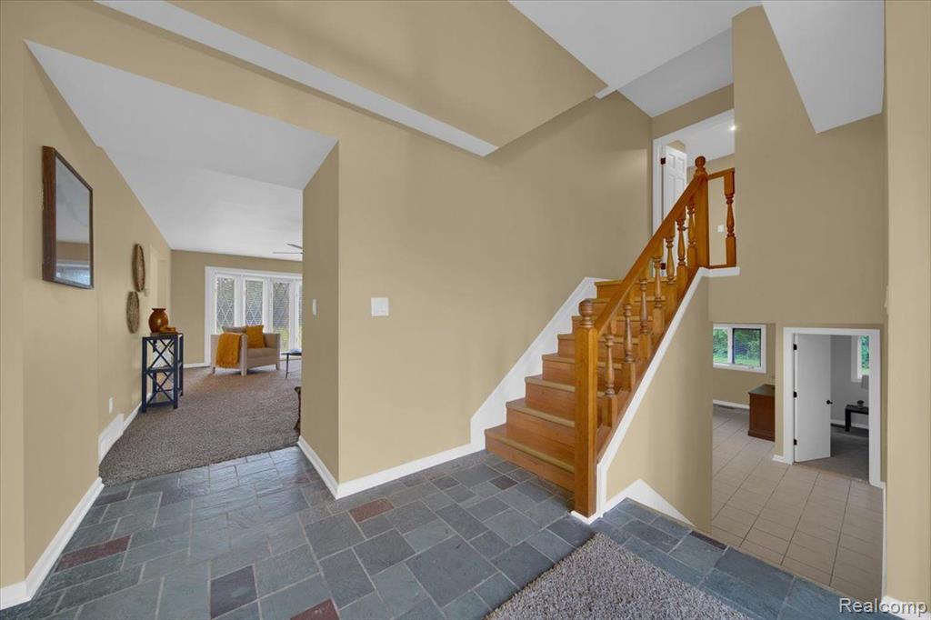 24350 Arsenal Road Flat Rock, MI 48134 - Photo 9 of 33 Gallery Image 9