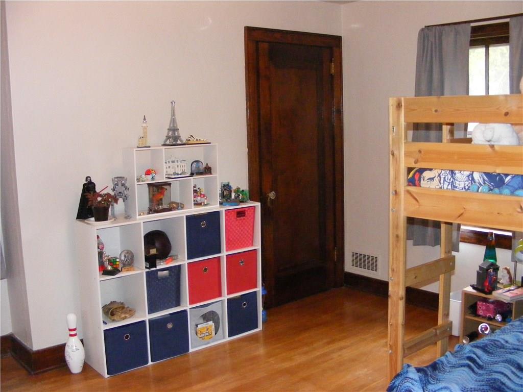 300 West Ingomar Road Pittsburgh, PA 15237 - Photo 10 of 21 Bunk beds can stay if new owner would like them!