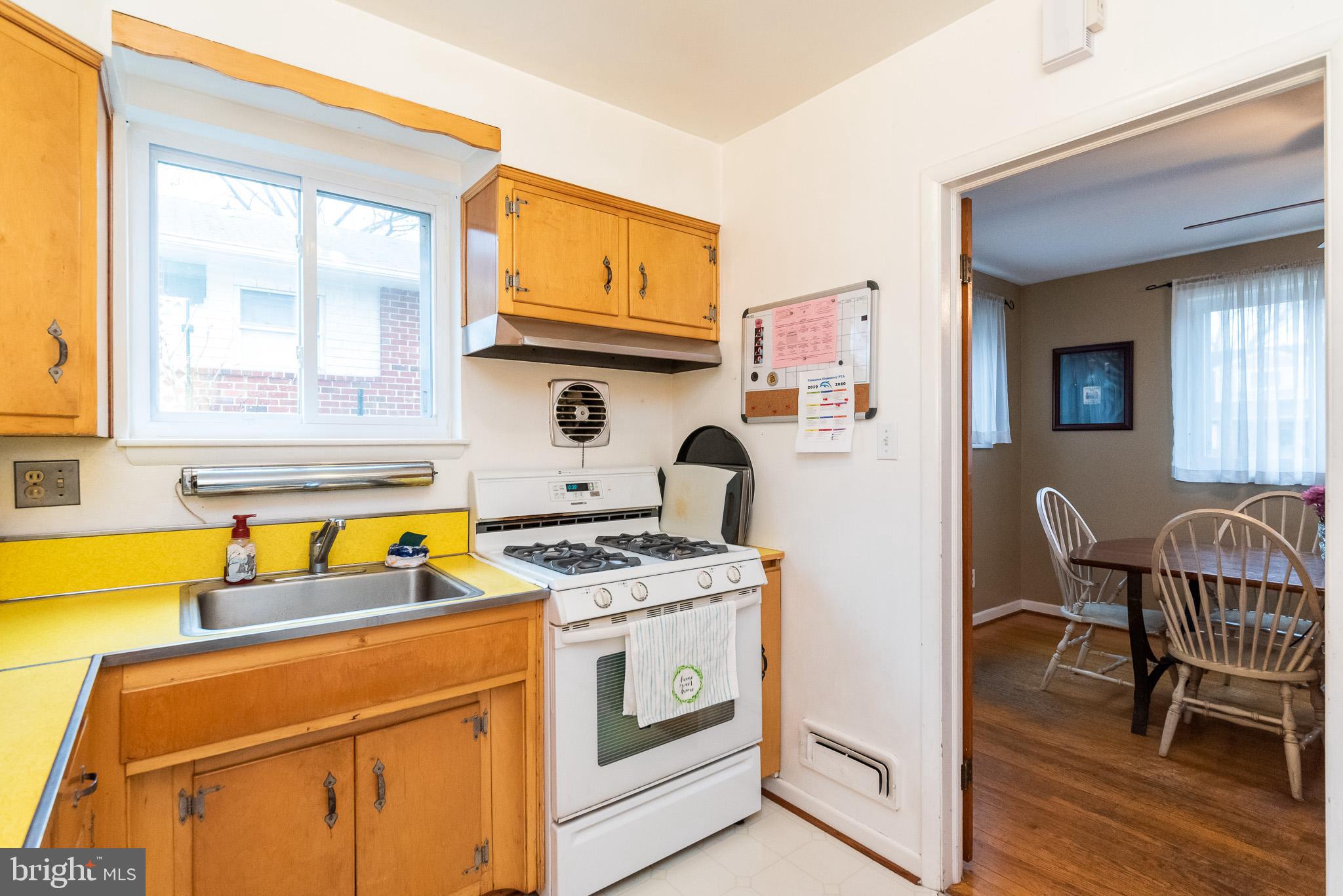 31 Edgemoor Road Lutherville-Timonium, MD 21093 - Photo 14 of 52 Gas Range