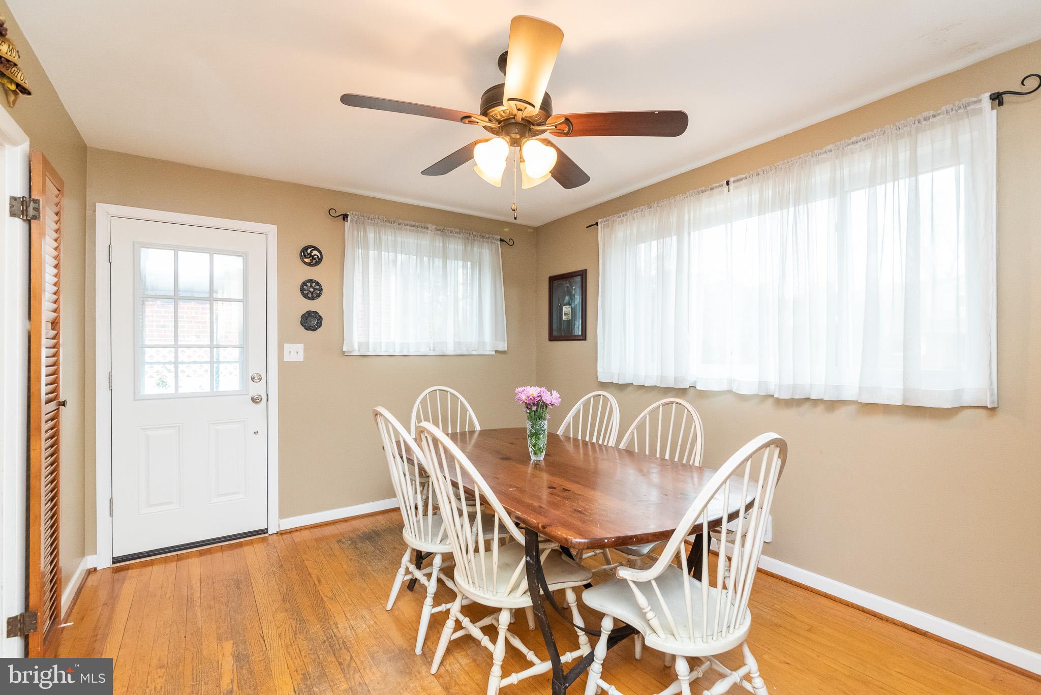 31 Edgemoor Road Lutherville-Timonium, MD 21093 - Photo 10 of 52 Hardwood Floors