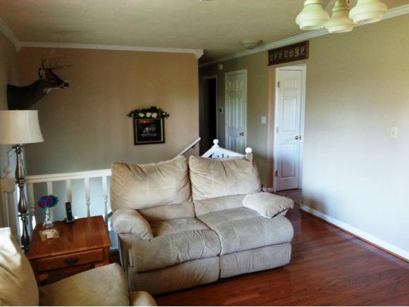 9621 Shuter Road Aurora, IN 47001 - Photo 4 of 24 Gallery Image 4
