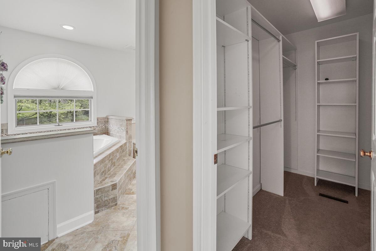 2215 Banner Hill Road Frederick, MD 21702 - Photo 33 of 44 Gallery Image 33