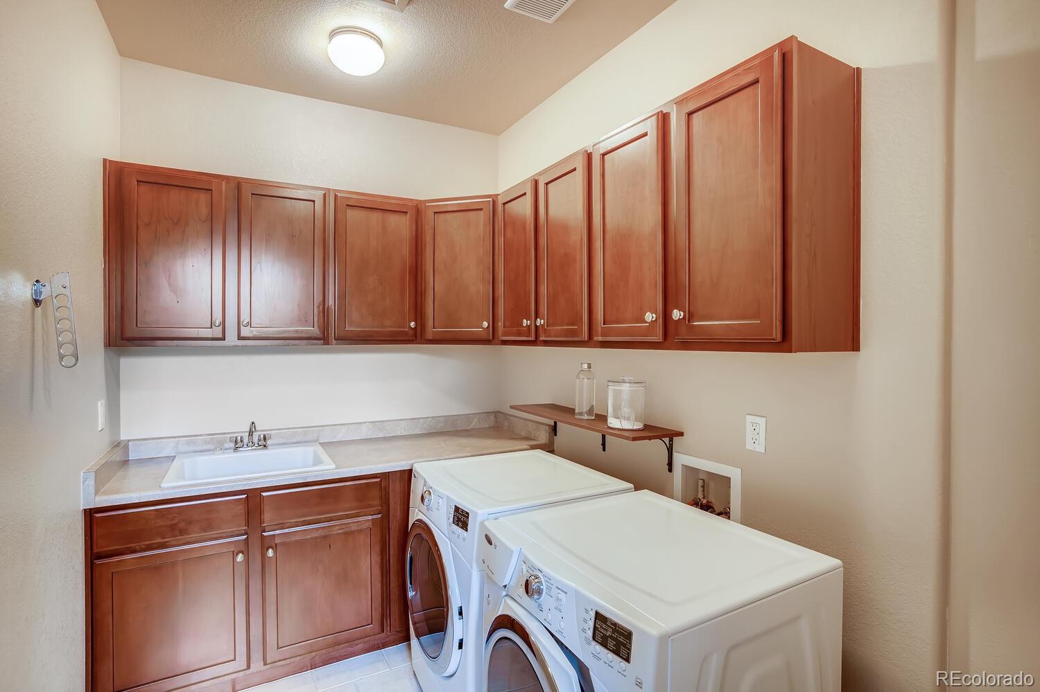 9242 Ridgegate Parkway Lone Tree, CO 80124 - Photo 22 of 29 Gallery Image 22
