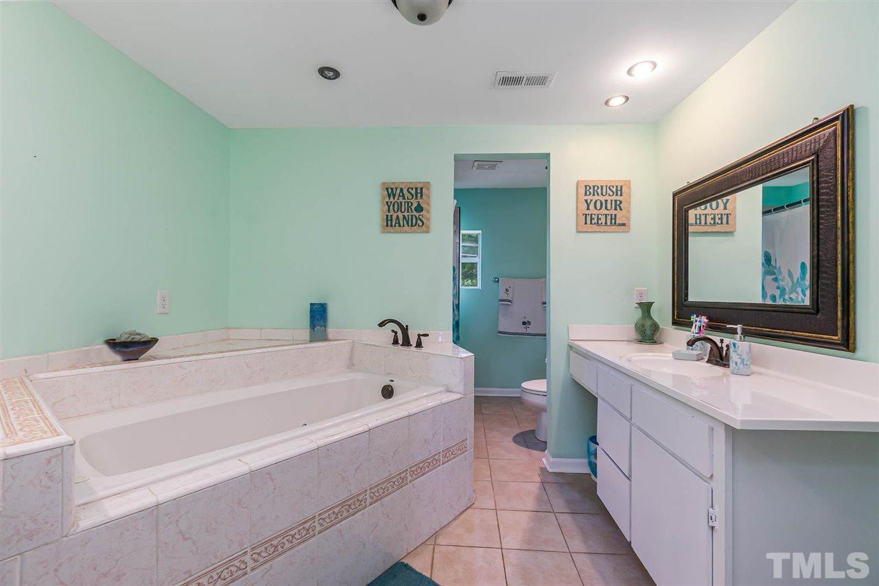 42 Holland Road Smithfield, NC 27577 - Photo 21 of 30 Gallery Image 21