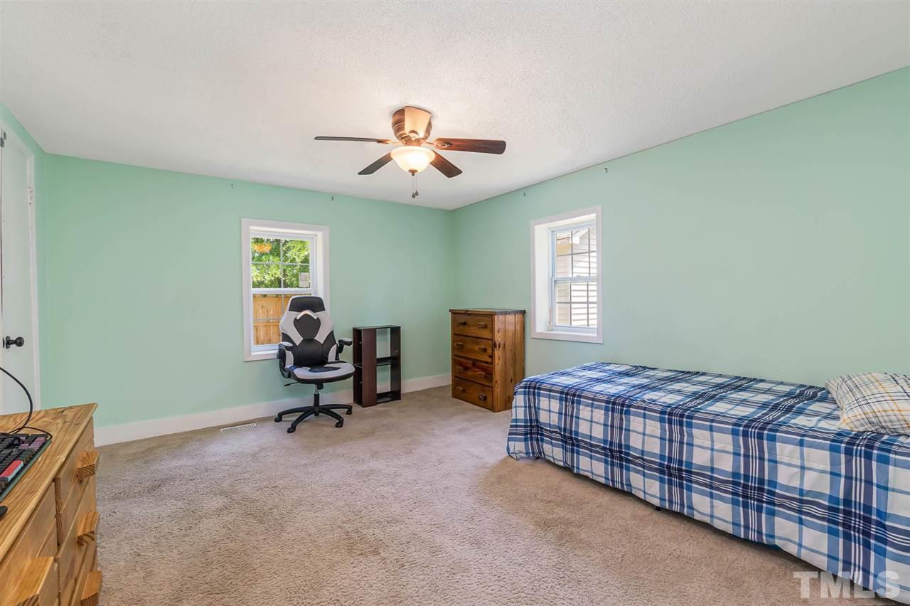42 Holland Road Smithfield, NC 27577 - Photo 9 of 30 Gallery Image 9