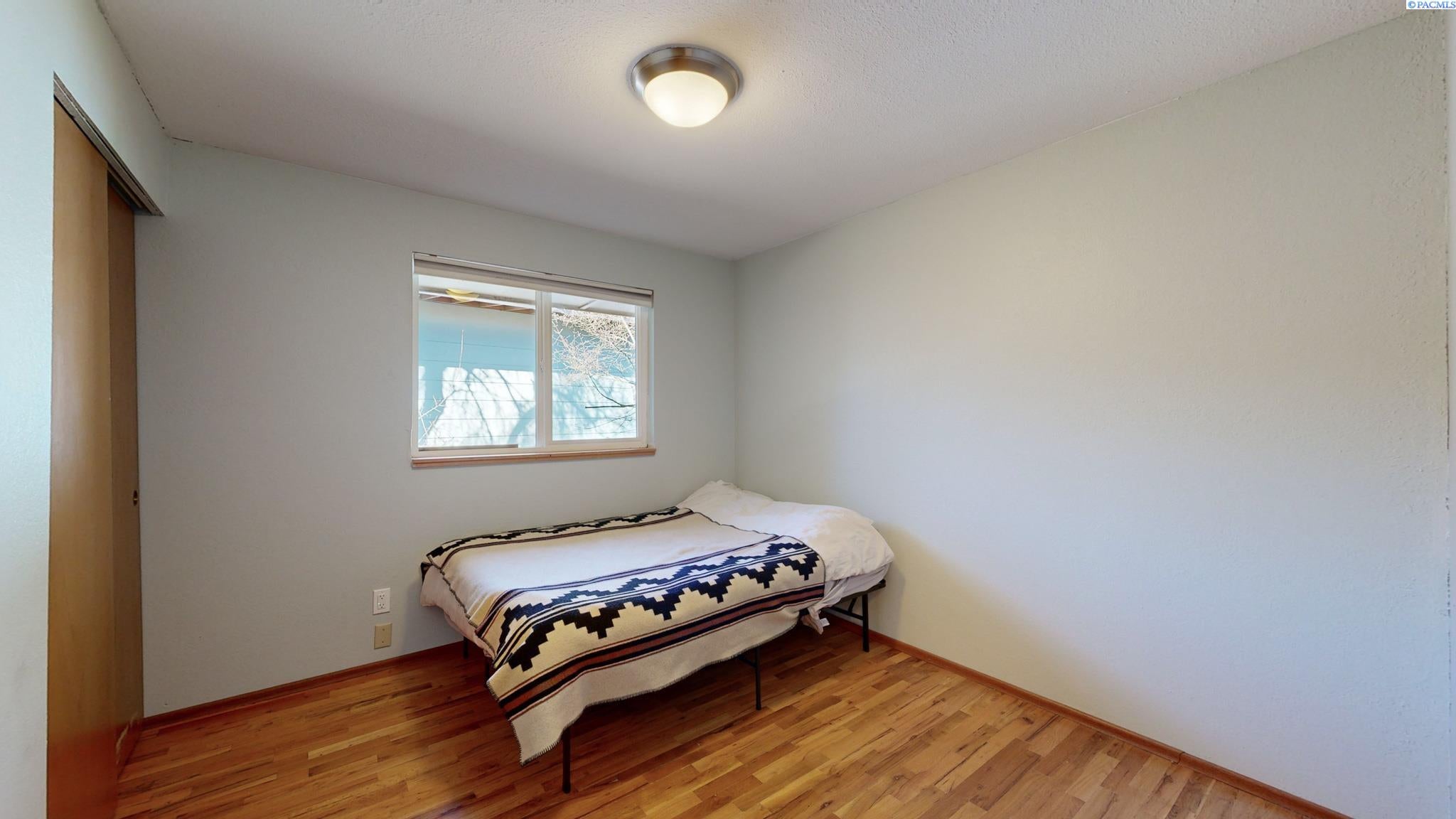 733 Southeast Ridgeview Street Pullman, WA 99163 - Photo 11 of 20 Gallery Image 11