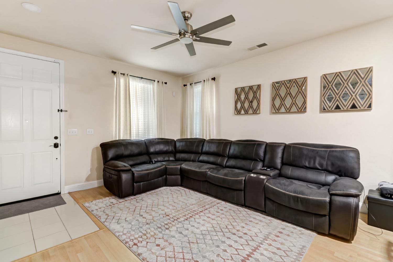 5467 Elderdown Way Sacramento, CA 95835 - Photo 5 of 36