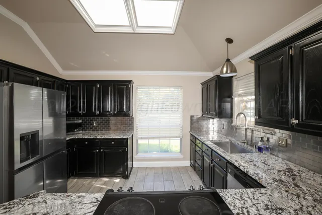 $2,650 | 6829 Glenoak Lane, Amarillo, TX 79109