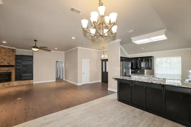 $2,650 | 6829 Glenoak Lane, Amarillo, TX 79109