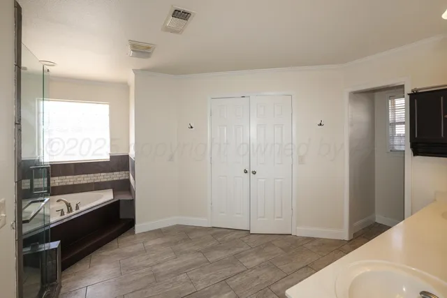 $2,650 | 6829 Glenoak Lane, Amarillo, TX 79109