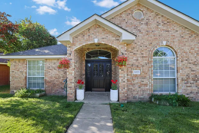 $2,650 | 6829 Glenoak Lane, Amarillo, TX 79109