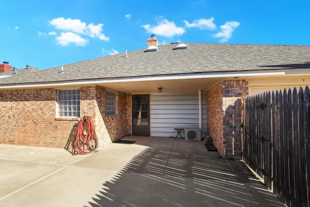 $2,650 | 6829 Glenoak Lane, Amarillo, TX 79109