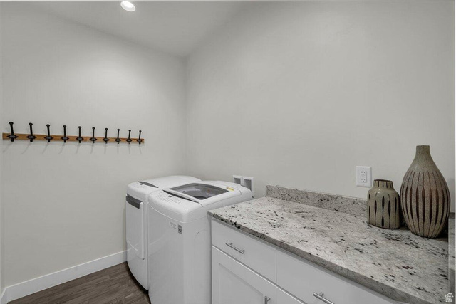 5010 Escapes Drive St. George, UT 84770 - Photo 9 of 46 Laundry area featuring washer and clothes dryer, dark wood-style floors, cabinet space, and recessed lighting