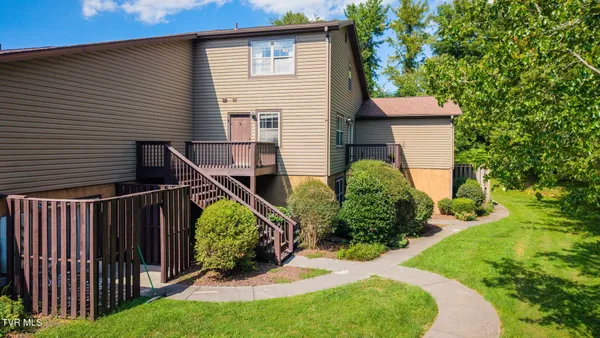 $210,000 | 516 Pilgrim Court, Unit B, Johnson City, TN 37601