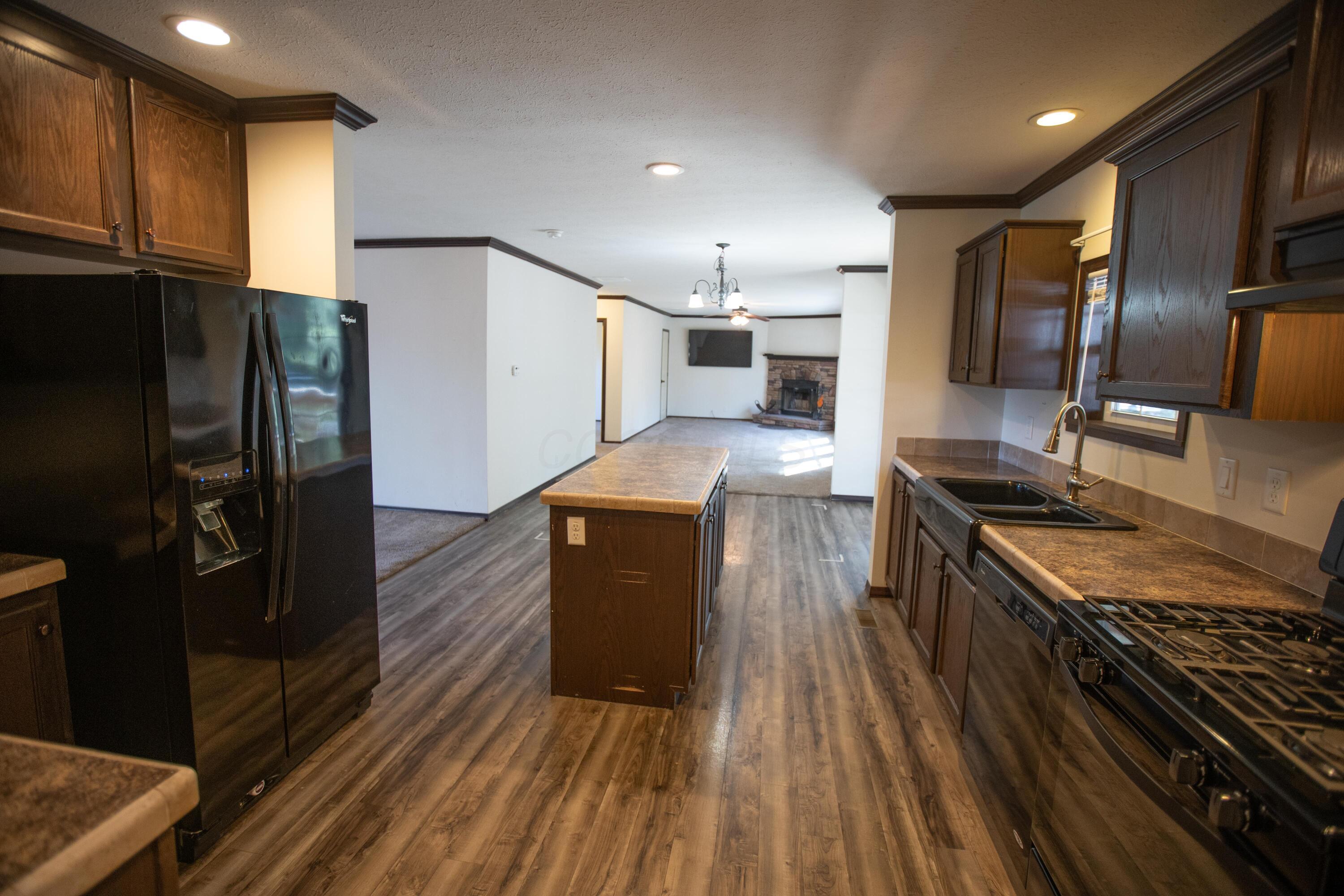 3617 Spring Valley Road Albany, OH 45710 - Photo 8 of 27 DSC01480