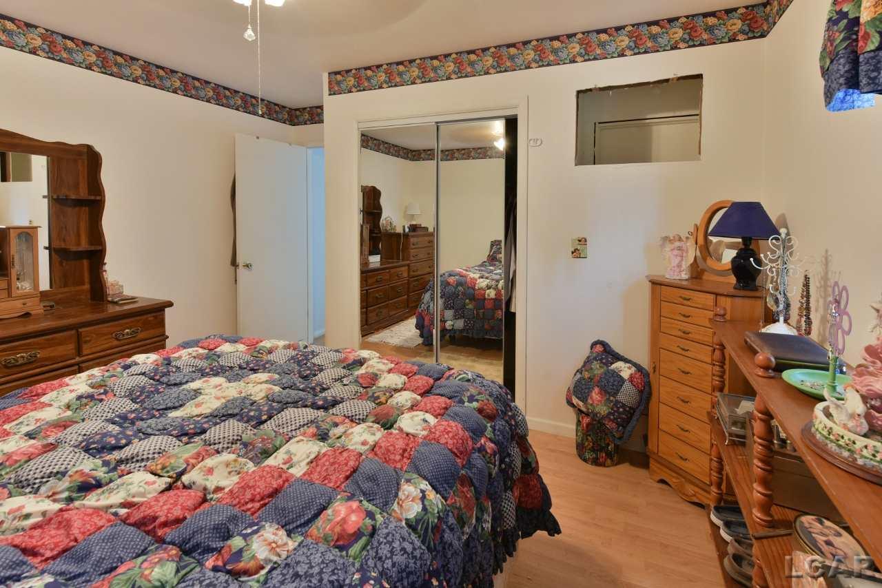 2164 East Carleton Road Adrian, MI 49221 - Photo 12 of 25