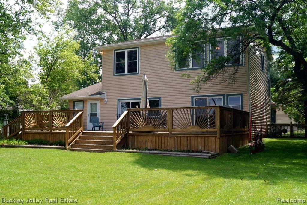 10356 Kress Road Pinckney, MI 48169 - Photo 20 of 29 Large Open Deck