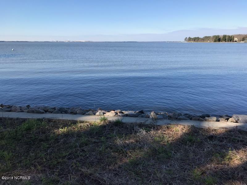 Big Waterfront Views
