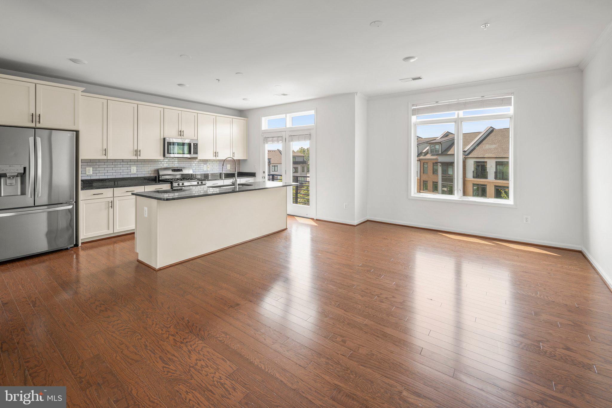 1506 Ribbon Limestone Terrace Southeast Leesburg, VA 20175 - Photo 15 of 30 Gallery Image 15