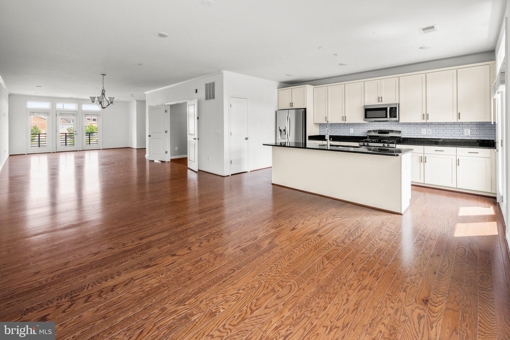1506 Ribbon Limestone Terrace Southeast Leesburg, VA 20175 - Photo 9 of 30 Gallery Image 9