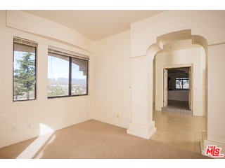 12200 Trail Road Agua Dulce, CA 91390 - Photo 14 of 37 Gallery Image 14
