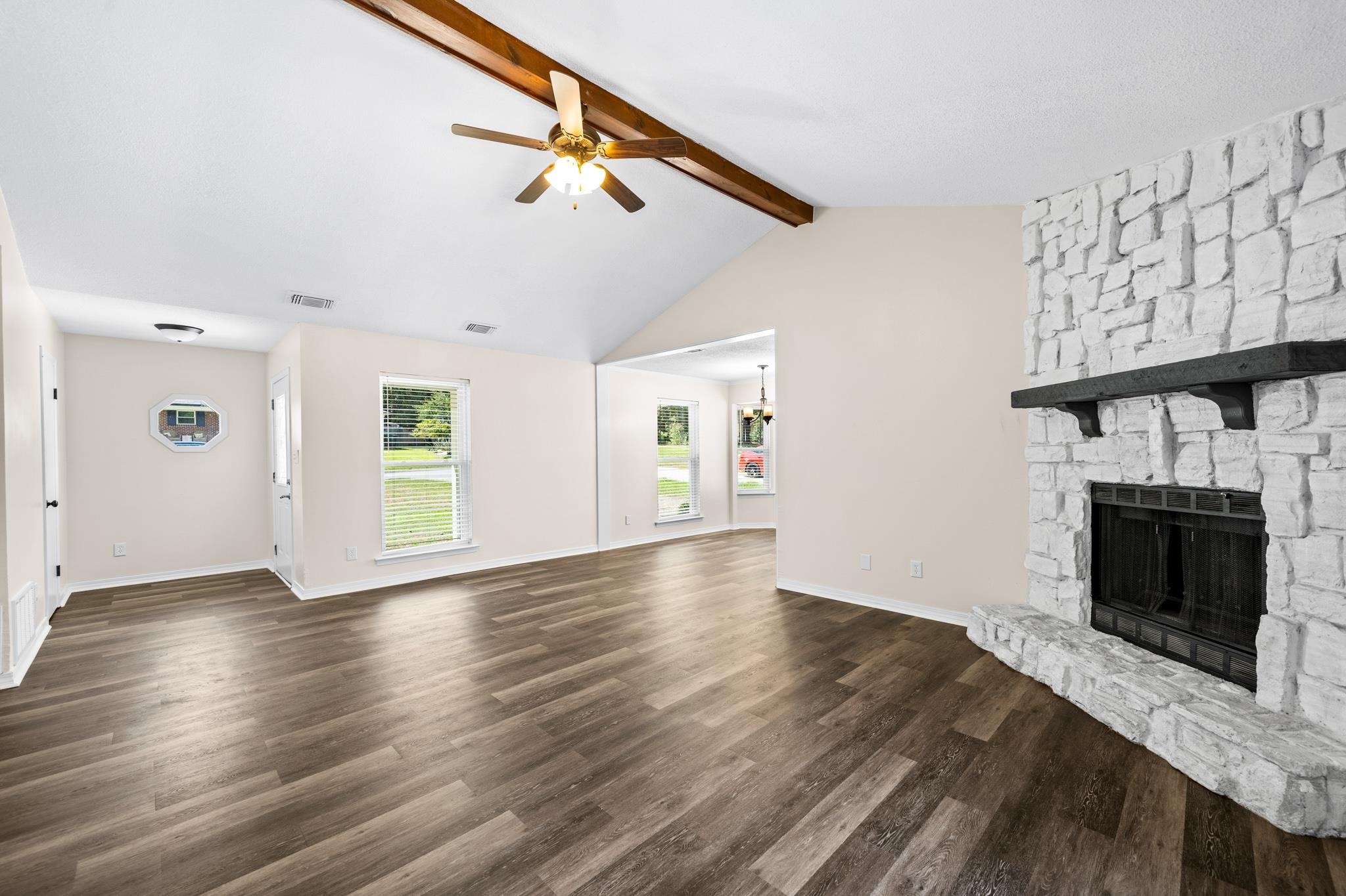 106 Willowbrook Circle Daphne, AL 36526 - Photo 6 of 26 Living from Back Porch