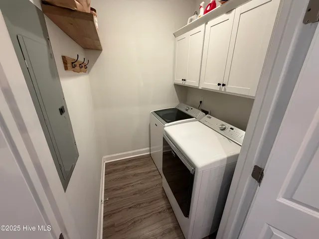 $379,800 | 3323 School Vw Drive, Farmville, NC 27828