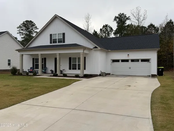 $364,900 | 3323 School Vw Drive, Farmville, NC 27828